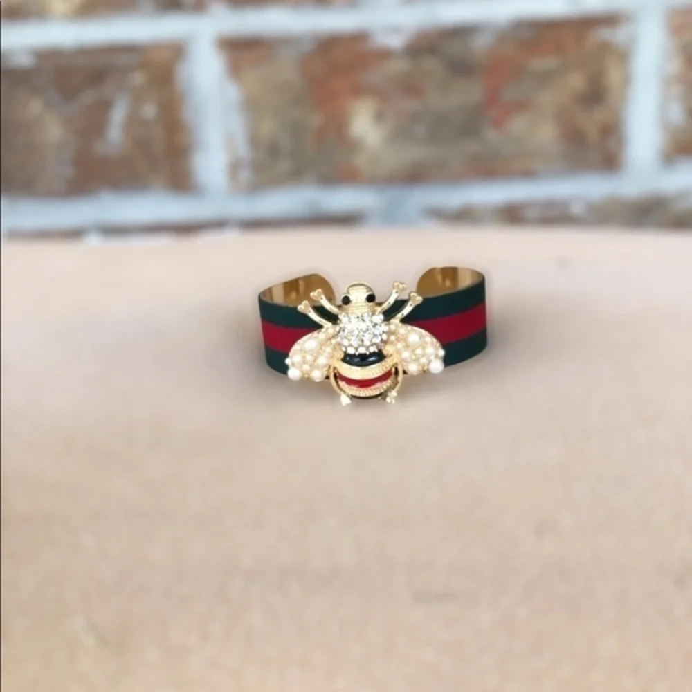 Queen Bee Bundle 4 piece set